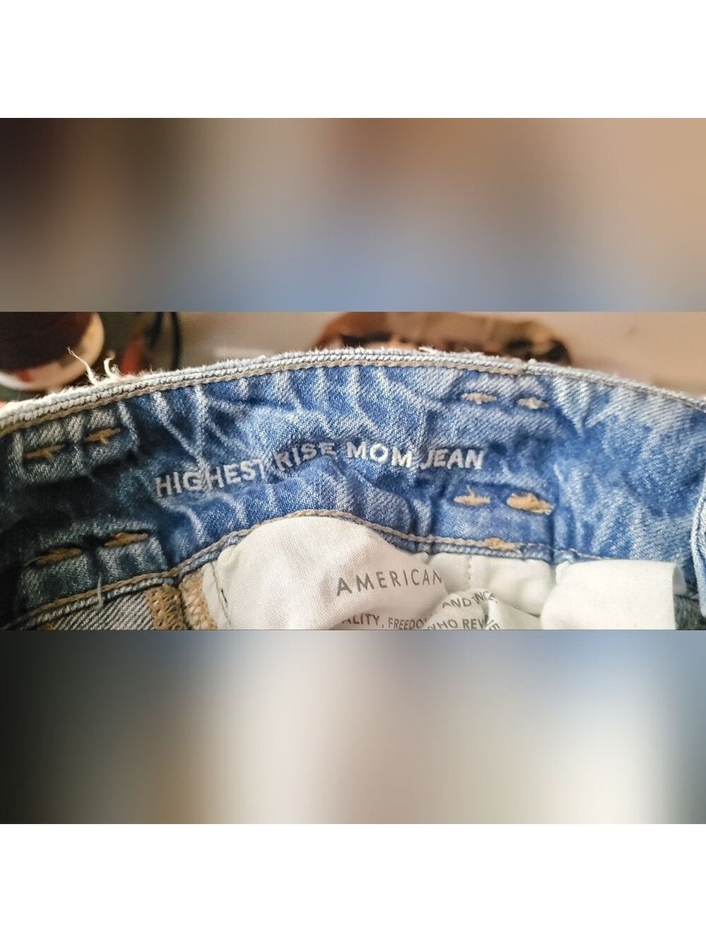 American Eagle Ripped Wide-Leg Jeans - Picture 6 of 9